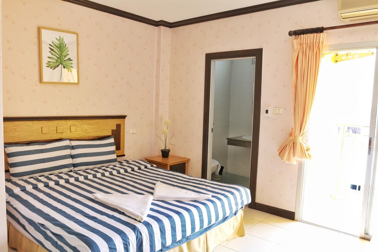 Отель Sea U Honey Patong Экстерьер фото