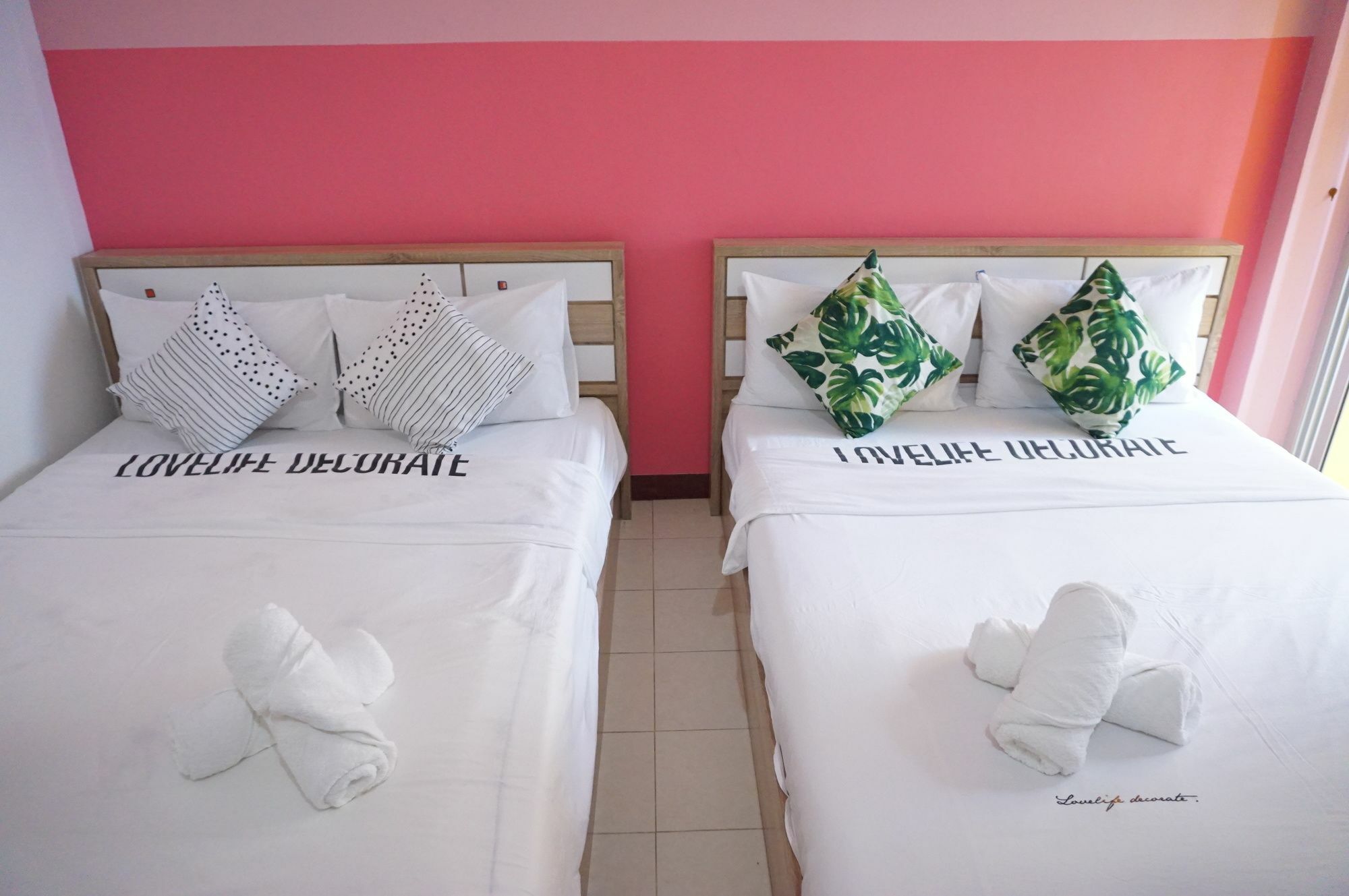 Отель Sea U Honey Patong Экстерьер фото